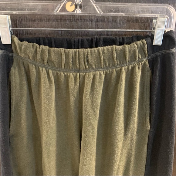 Pink Sweatpants - Picture 3 of 3